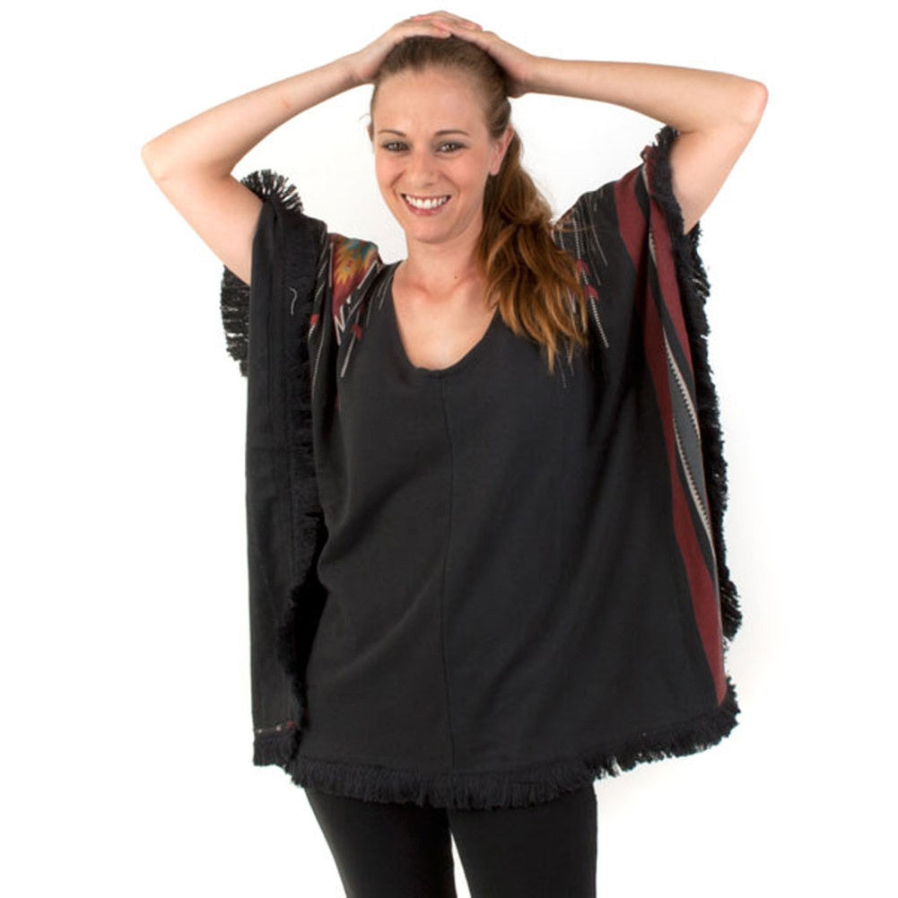 Billabong - Good Hearted Juniors Fleece Poncho Sweater Juniors Sweaters Billabong SM Black