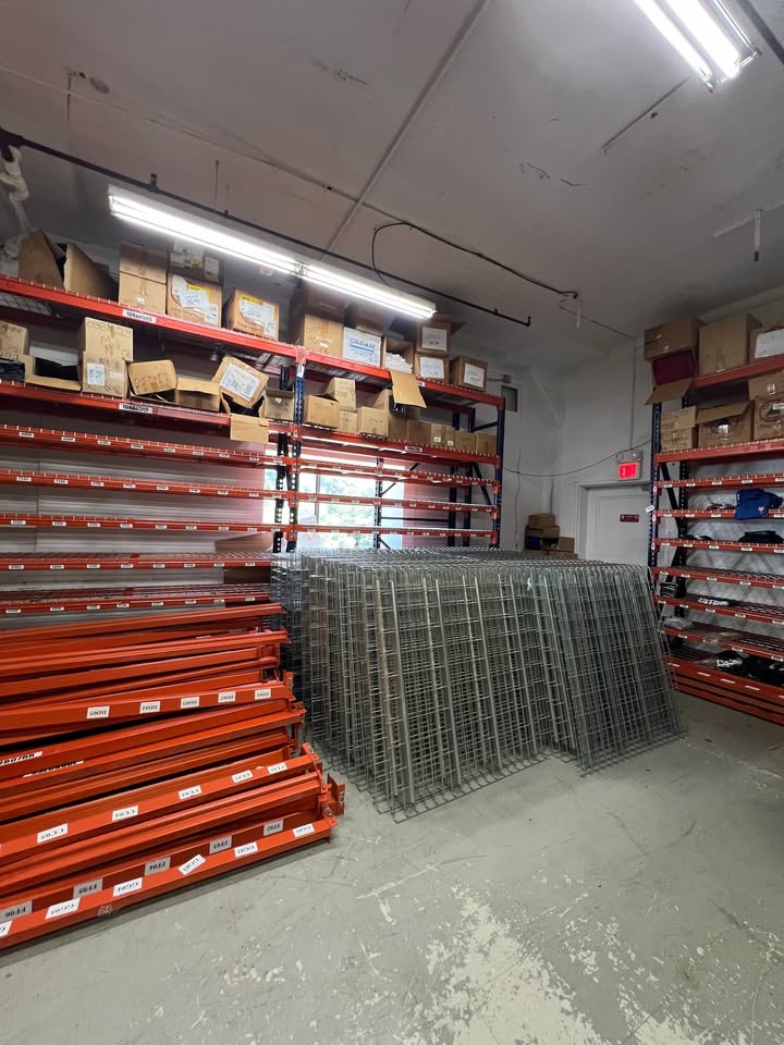 10'x24" UPRIGHTS (INTERLAKE)- WAREHOUSE PALLET RACKING Old Glory