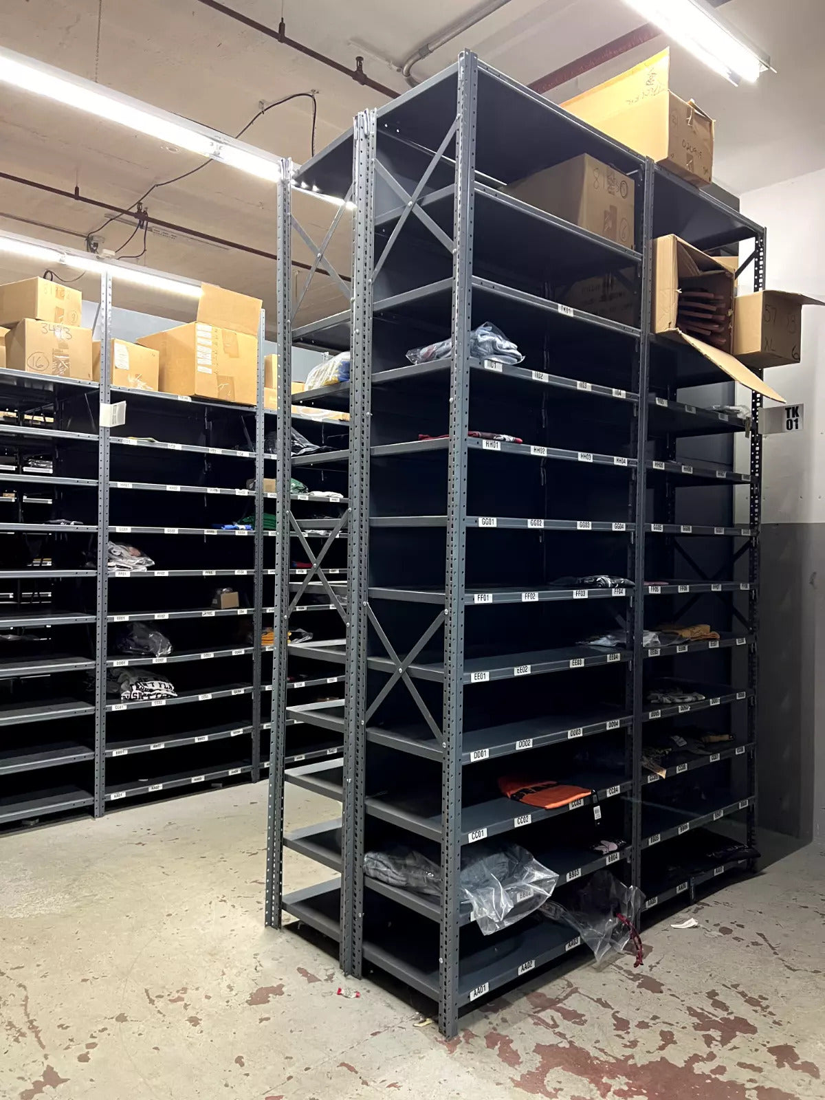 Industrial Storage Rack Metal Warehouse Shelves Shelving ($500 skid of 100pcs)  Old Glory   