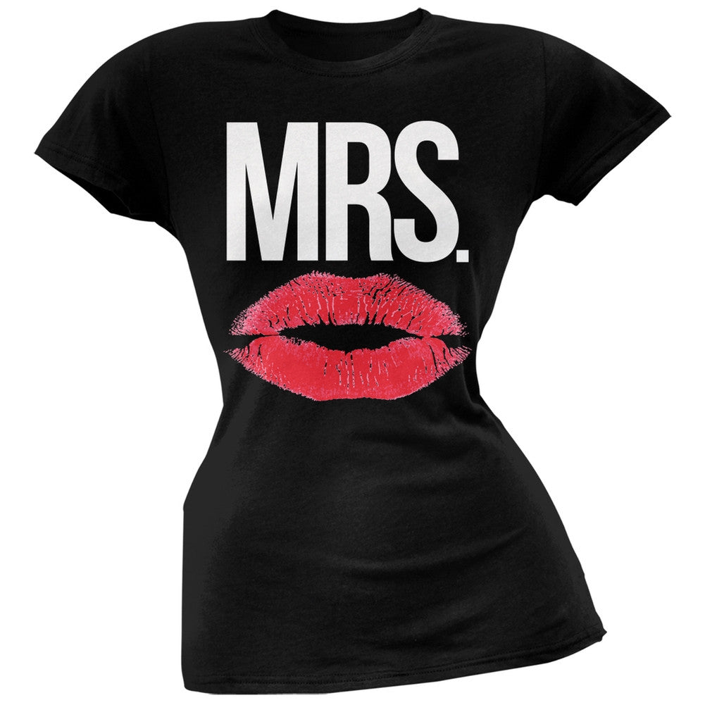 Mrs. Lips Black Soft Juniors T-Shirt Juniors T-Shirts Old Glory   