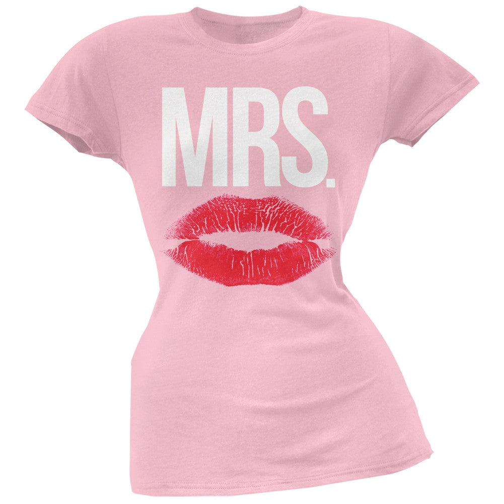 Mrs. Lips Black Soft Juniors T-Shirt Juniors T-Shirts Old Glory   