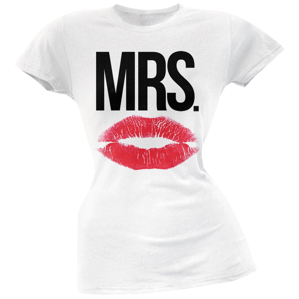 Mrs. Lips Black Soft Juniors T-Shirt Juniors T-Shirts Old Glory   